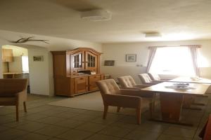 Posezení v ubytování Holiday Home near Sumava Ski Slopes