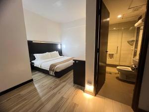 Ванная комната в Dreamtel Kota Kinabalu