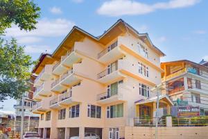 Foto sihtkohas Manāli asuva majutusasutuse !!! Hotel The Nirvana Hills By Hotel Manu !!! A Luxury Stay With Mountain View!!!Couple Friendly!!! Balcony Rooms!!!Open Terrace With 360 View!!! galeriist