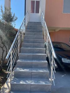内乌姆Apartmani Žuti的相册照片
