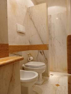 Salle de bains dans l'établissement Alina Villa 15 autres photos