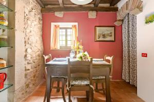 Foto dalla galleria di Sambuca Lodge a San Romano