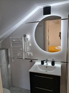 Koupelna v ubytování Willa Paweł z balią i jacuzzi