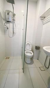 Koupelna v ubytování Melaka Town 5 mins to jonker Kota laksamana