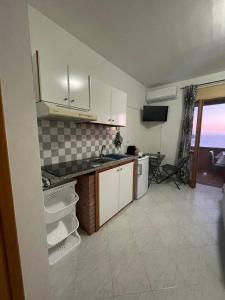 Η κουζίνα ή μικρή κουζίνα στο BlancheMarie