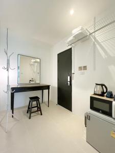 Η κουζίνα ή μικρή κουζίνα στο Chatel Samyan - Self check-in +49 φωτογραφίες