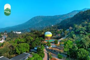 Afbeelding uit fotogalerij van Secret Valley Planation Resort in Munnar