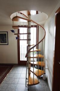 Gallery image of "Les Échalas" La capite, domaine de Calamin in Cully