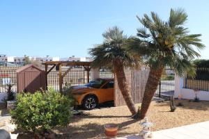 Gallery image of Chalet Athos, Ferienwohnung mit Pool,Dachterasse, Meer und Bergblick in San Juan de los Terreros in Pulpí +42 photos