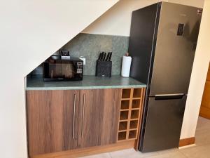 Η κουζίνα ή μικρή κουζίνα στο Crescent Corner 44 Seamore Street 3 Bedroom