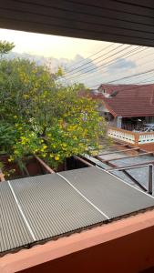 วิวภูเขาทั่วไปหรือวิวภูเขาที่เห็นจากบ้านพักตากอากาศ