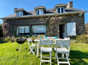 En have udenfor Maison familiale au cœur du golf de Cornouaille