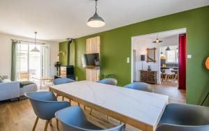 Fotografie z fotogalerie ubytování La Casa Lucas - Clim, Wifi, Lits XL, Jardin & Lac v destinaci Salles-Curan