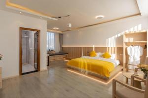 Gallery image of 行也慕山下客栈 in Lijiang