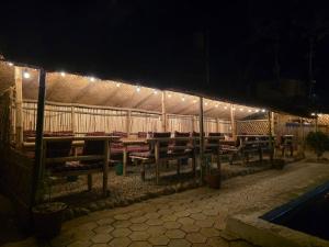 Gallery image of Hotel The Elephant View in Sauraha