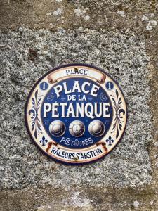 Certifikát, ocenenie alebo iný dokument vystavený v ubytovaní Gîte des Pommiers avec terrain de pétanque
