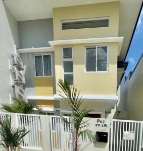Balkón nebo terasa v ubytování 4Bedrooms Transient home near Davao airport