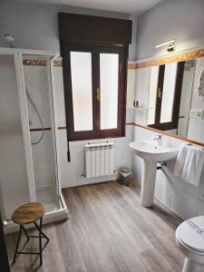 Koupelna v ubytování El Campillo