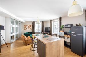 Η κουζίνα ή μικρή κουζίνα στο Appartement de l'Arsenal