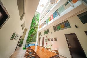 Balkón nebo terasa v ubytování The Mesui Hotel Bukit Bintang