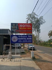 Certifikát, hodnocení, plakát nebo jiný dokument vystavený v ubytování Hotel Mehra Inn