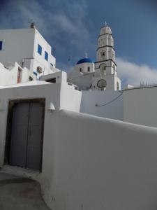 El edificio en el que está la casa vacacional