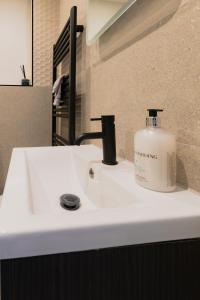 Billede fra billedgalleriet på Stylish Two bedroom flat near town centre i Bournemouth