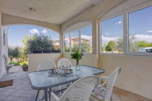 Μπαλκόνι ή βεράντα στο Manuela