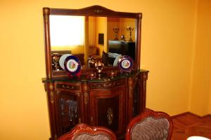 TV a/nebo společenská místnost v ubytování Guest House Lazika