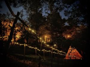 鲁西永Tipi à Roussillon的相册照片