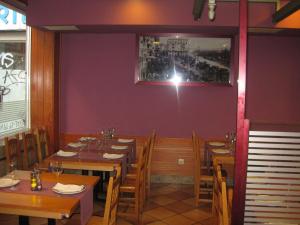 Restaurace v ubytování Hostal Linar