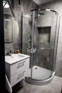Ένα μπάνιο στο Apartament Podmiejska