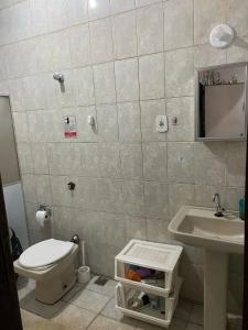 Ένα μπάνιο στο República Penélope