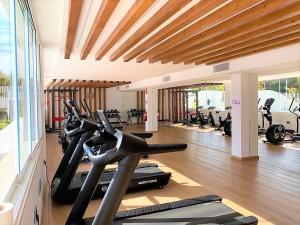 Fitness centrum a/nebo fitness zařízení v ubytování Sunset Waves excellent apartment Benidorm