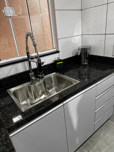 Kuchyň nebo kuchyňský kout v ubytování Casa elegante, próximo às cataratas