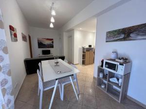 A kitchen or kitchenette at GABRY HOUSE