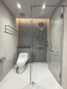 Ein Badezimmer in der Unterkunft Phi Phi at Pier