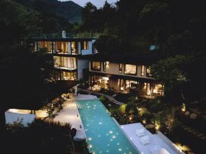 Nespecifikovaný výhled na hory nebo výhled na hory při pohledu z ubytování v soukromí