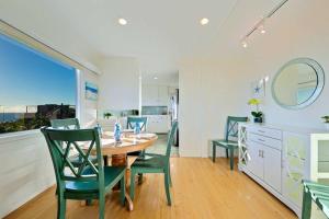 Fotografie z fotogalerie ubytování Ocean Views Walk to the Beach with King Suite v destinaci Encinitas
