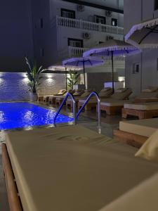 Bazén v ubytování Hotel Kroi nebo v jeho okolí