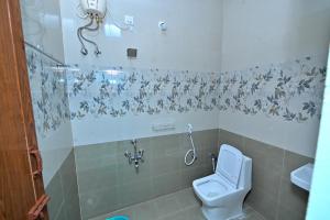 Ένα μπάνιο στο Shree Chendur Residency, SUPRAPATH