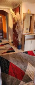 Kuchyň nebo kuchyňský kout v ubytování Familienfreundliche Ferienwohnung Eulennest