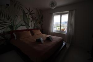 Llit o llits en una habitació de Veralto - Modern Suite with Como Lake view