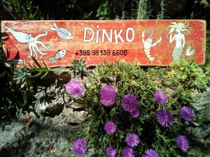 Certifikát, hodnocení, plakát nebo jiný dokument vystavený v ubytování Apartments & Rooms Dinko