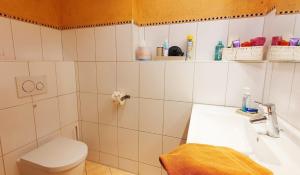 Koupelna v ubytování Ferienwohnung Hilpert + 6 fotografií
