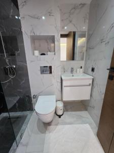 Koupelna v ubytování Résidence EDEN 4 - Casablanca Center + 59 fotografií