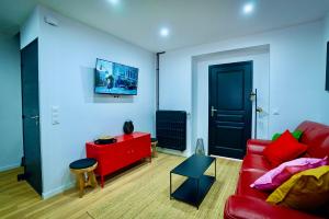 Posezení v ubytování ValenStay - Duplex Stade du Hainaut avec terrasse