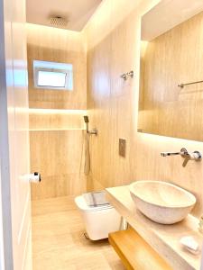 Koupelna v ubytování Xenios Zeus Rooms