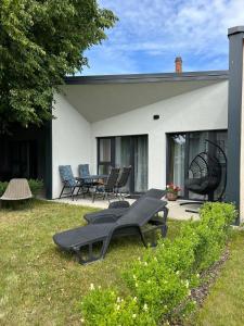 Κήπος έξω από το Albatross Relax Bungalow seaside