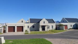 Το κτήριο όπου στεγάζεται  η παραθεριστική κατοικία